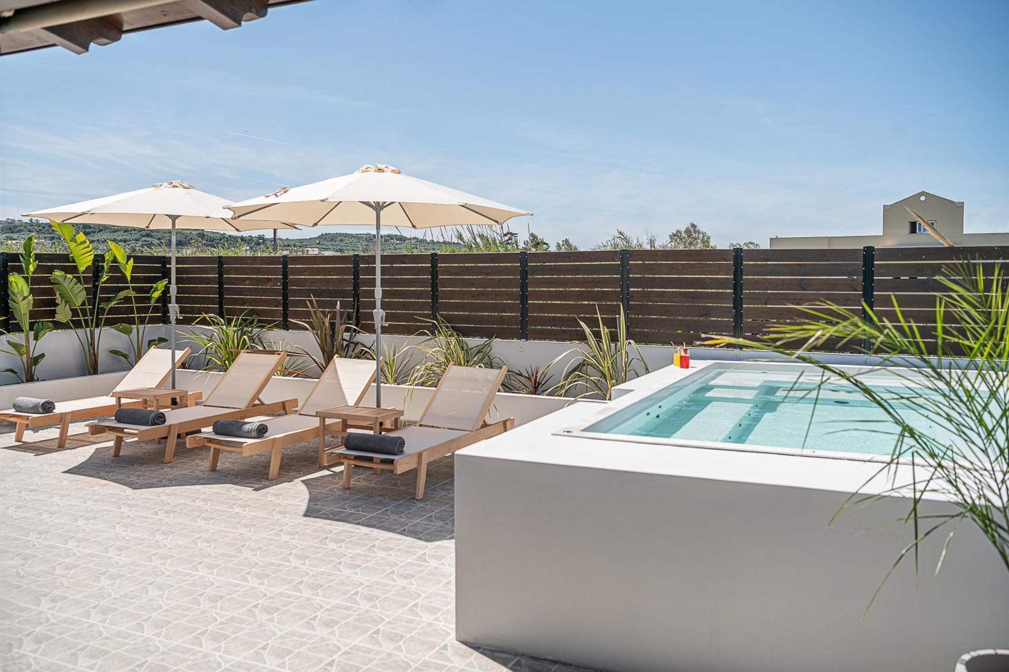 Sol Luxury Apartment - Close To The Beach With A Private Mini Pool Chania  Exterior photo
