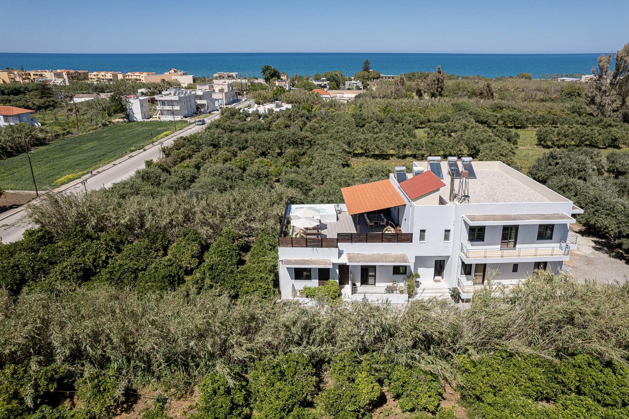 Sol Luxury Apartment - Close To The Beach With A Private Mini Pool Chania  Exterior photo