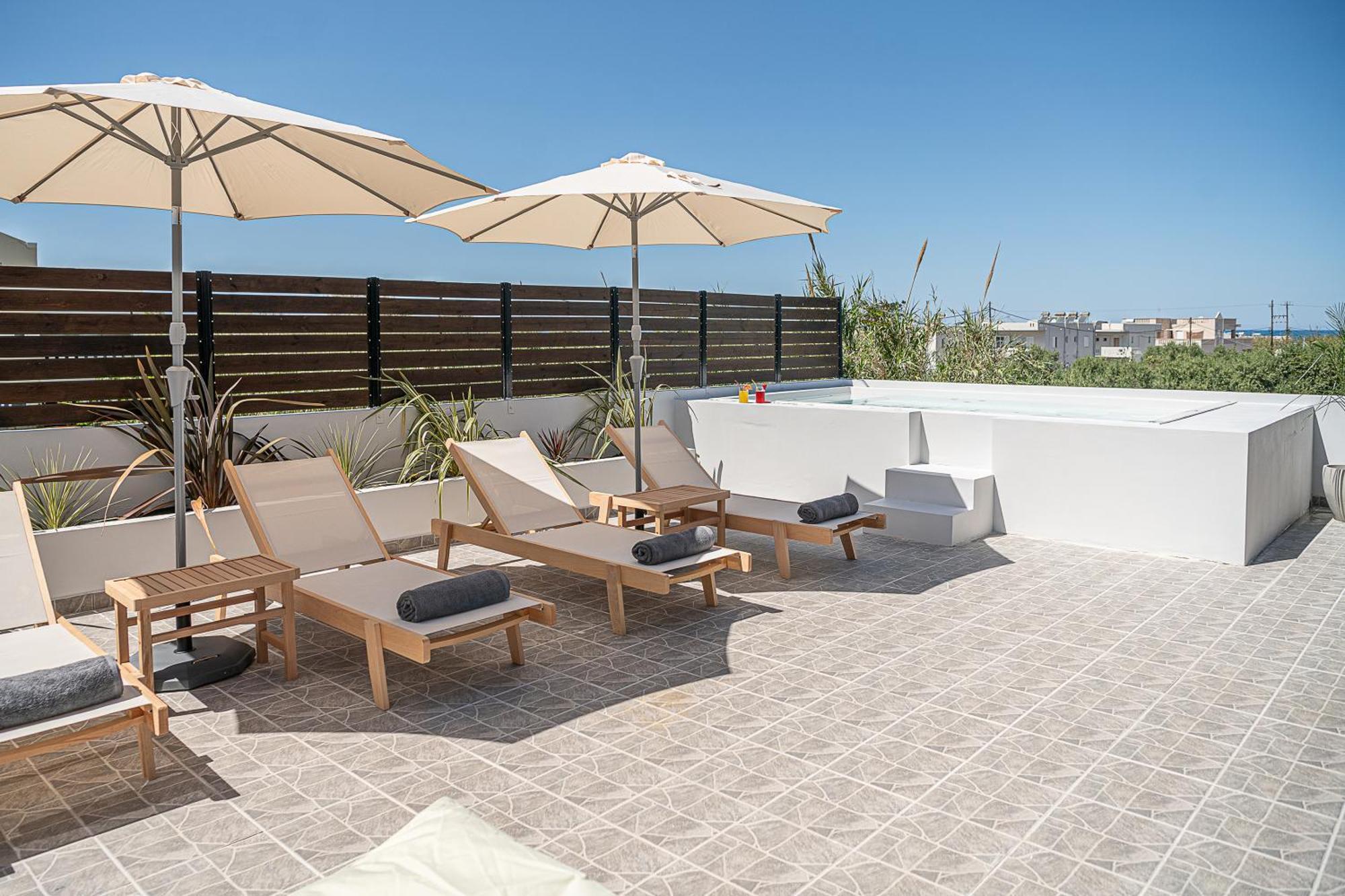 Sol Luxury Apartment - Close To The Beach With A Private Mini Pool Chania  Exterior photo